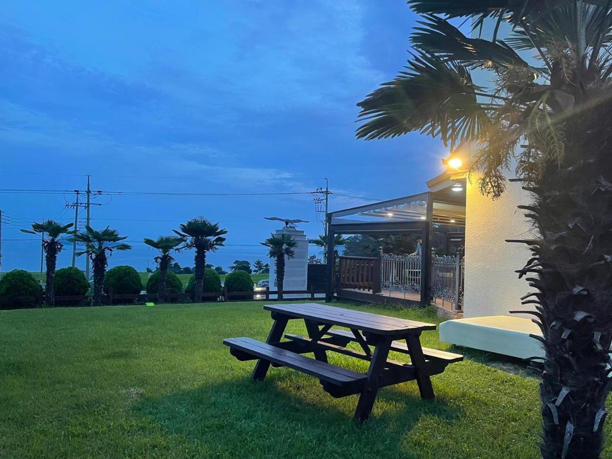 American Village Pension Manoa Namhae Zewnętrze zdjęcie