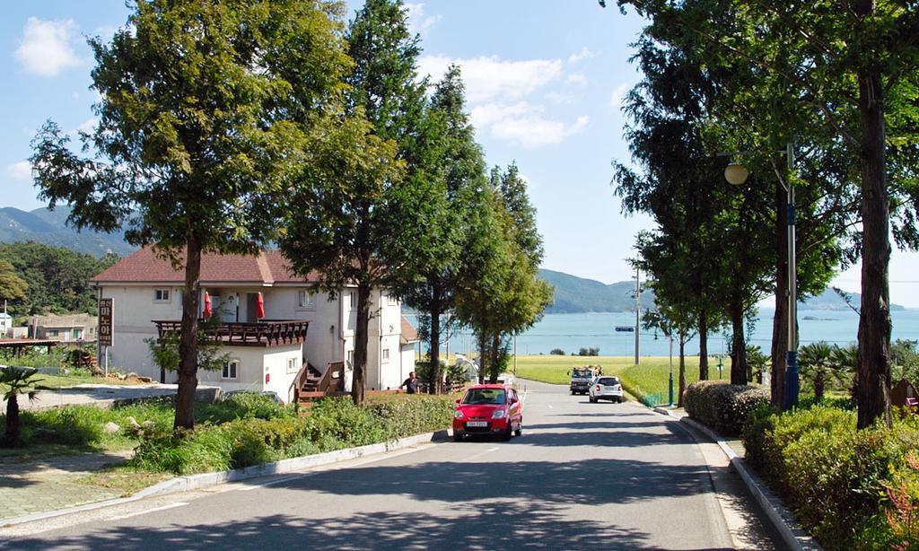 American Village Pension Manoa Namhae Pokój zdjęcie